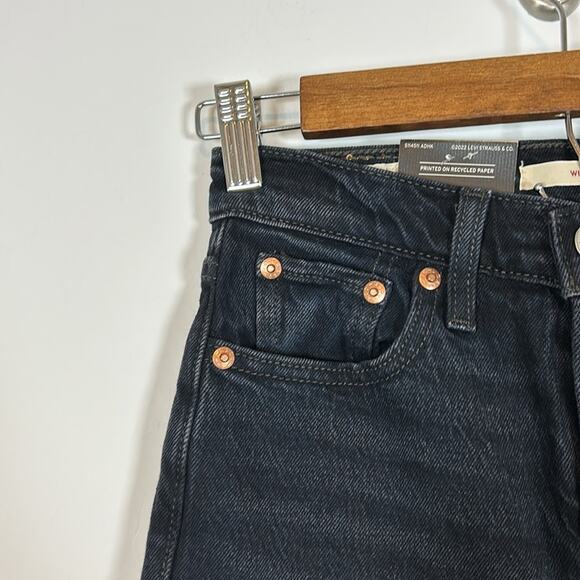 Levi’s Wedgie High Rise Tapered Leg Jeans Women’s Size 23 Black Denim NWT - Picture 6 of 9
